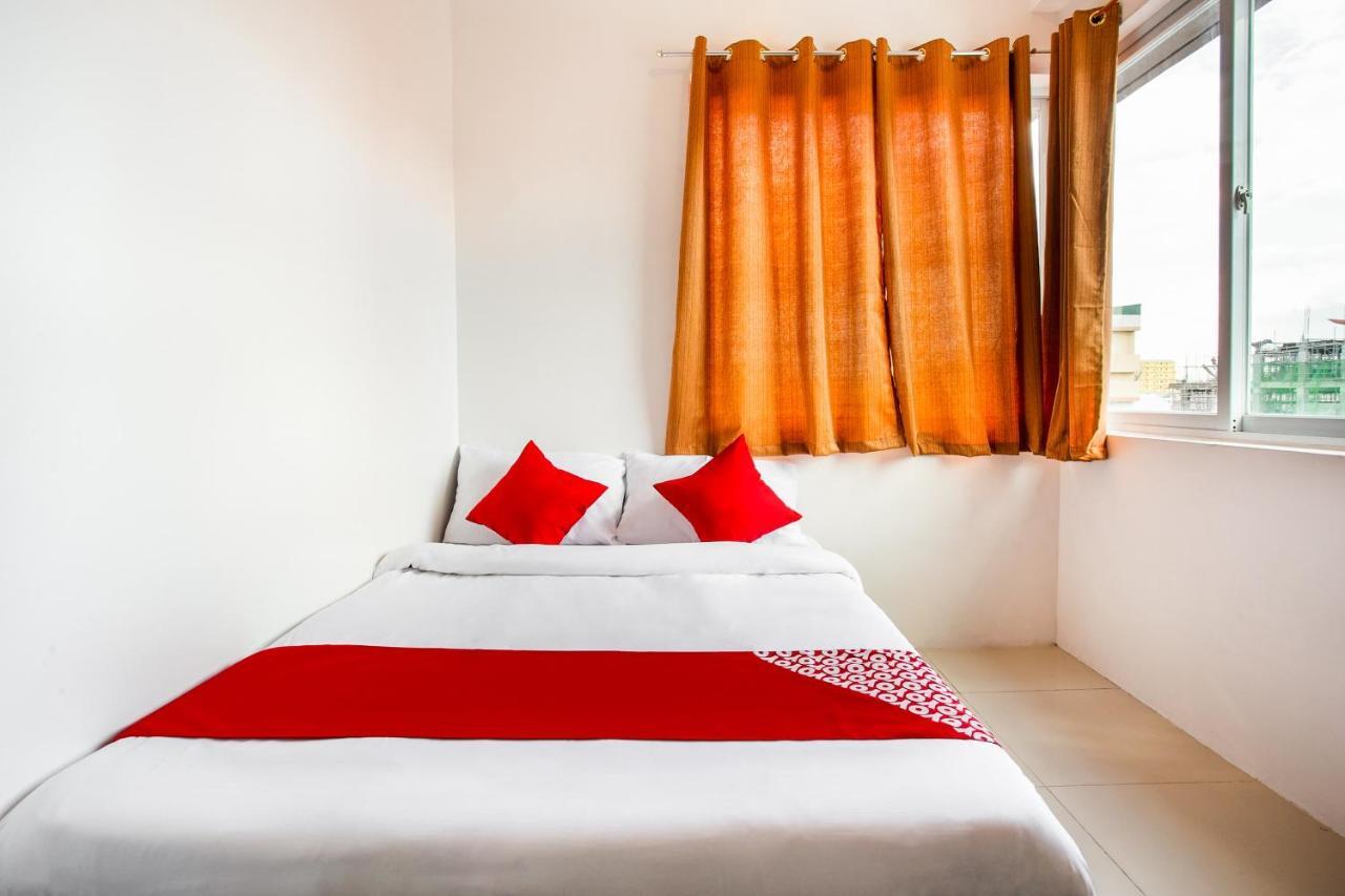 Oyo 505 Jardin Suites Manila Eksteriør bilde